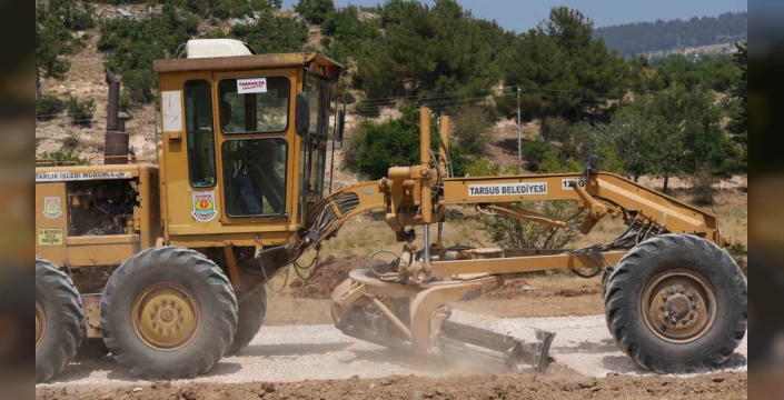 Tarsus'ta Yol Bakımı: Üreticilerin Ulaşımı Kolaylaştırıldı