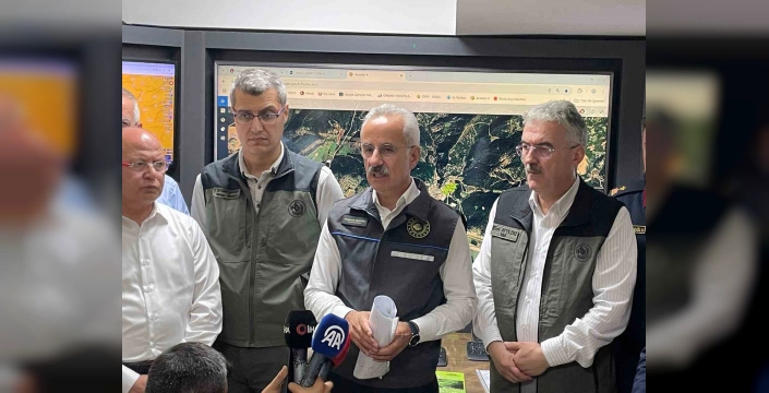Uraloğlu Açıkladı: Bursa Yangınında Köyler Boşaltıldı, Tehlike Geçti