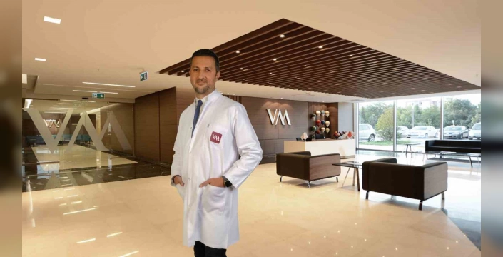 Vitrektomi Ameliyatı: Göz Sağlığı Uzmanı Prof. Dr. Emrah Kan Açıkladı