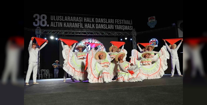 Yalova'da Uluslararası Halk Dansları Festivali sona erdi