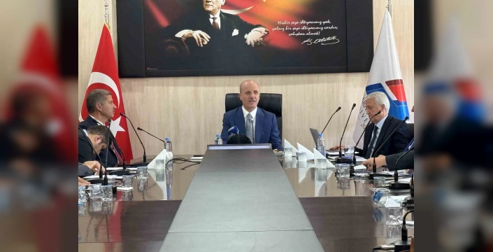 YÖK Başkanı Özvar, Ağrı İbrahim Çeçen Üniversitesi'nde: Şehit ve Gazi Çocuklarına Ek Kontenjan