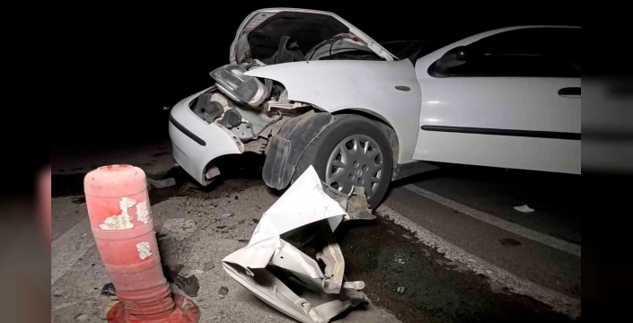 Aksaray'da korkunç kaza: Fiat hurdaya döndü, 2 yaralı