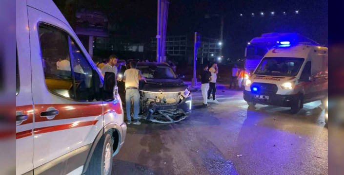Aksaray'da korkunç kaza: TOGG hurdaya döndü, 7 yaralı