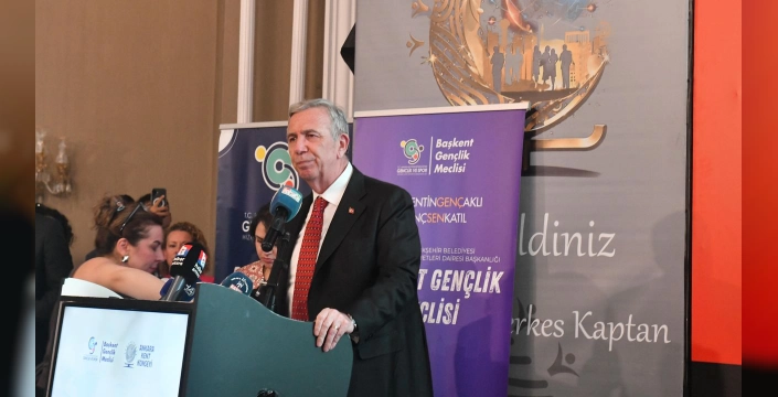 Ankara'da uluslararası gençlik buluşması: Mansur Yavaş, gençlerin fikirlerine kulak verdiklerini söyledi