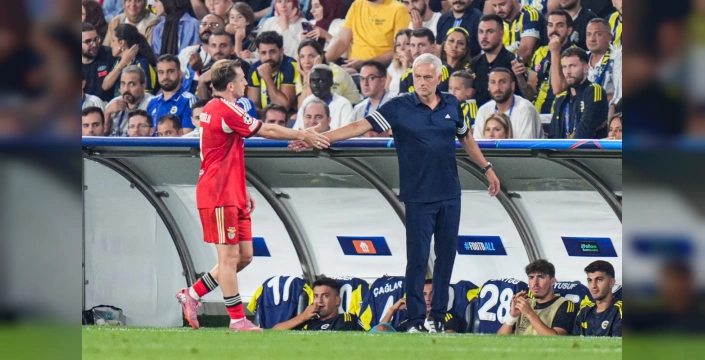 Benfica Teknik Direktörü Lage, Kerem Aktürkoğlu kararını verdi