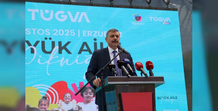 Bilal Erdoğan, Erzurum'da TÜGVA Yaz Okulları Kapanış Programına Katıldı