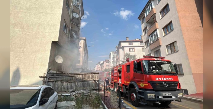 Bolu'da apartman yangını: 2 kişi kurtarıldı