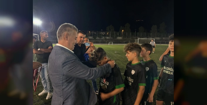 Buharkent’te çocuk futbol turnuvası tamamlandı