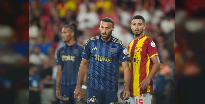 Cenk Tosun sakatlandı: Kasık bölgesinde kas yaralanması tespit edildi