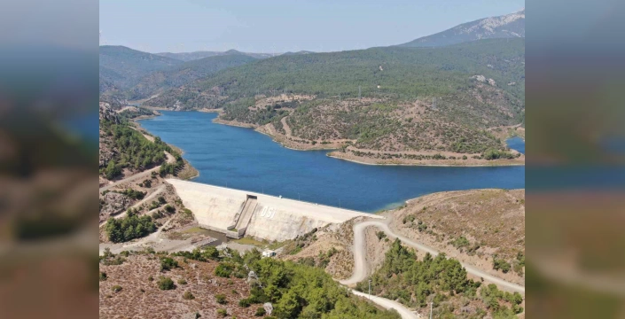 Çeşme'nin Su Sorunu Çözüldü: 1.7 Milyar TL'lik Tesis Hizmete Girdi