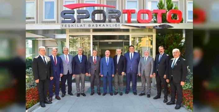 Çorum'a yeni spor yatırımları: 2 kapalı spor salonu ve 35 sentetik saha