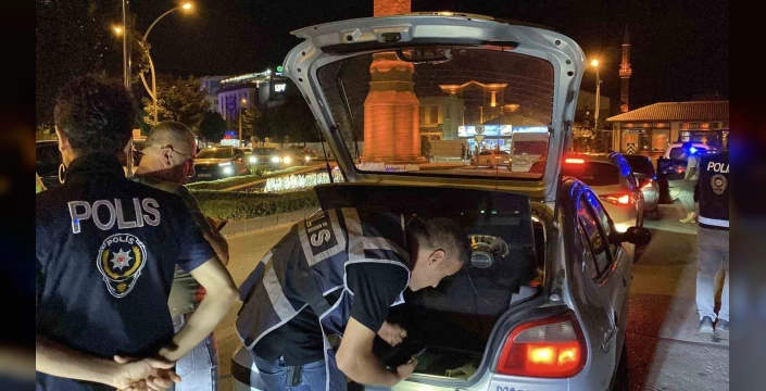 Çorum'da büyük asayiş operasyonu: 616 bin lira ceza