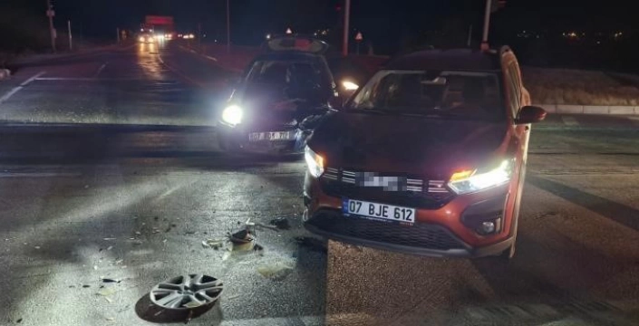 Çorum'da korkunç kaza: 2 yaralı