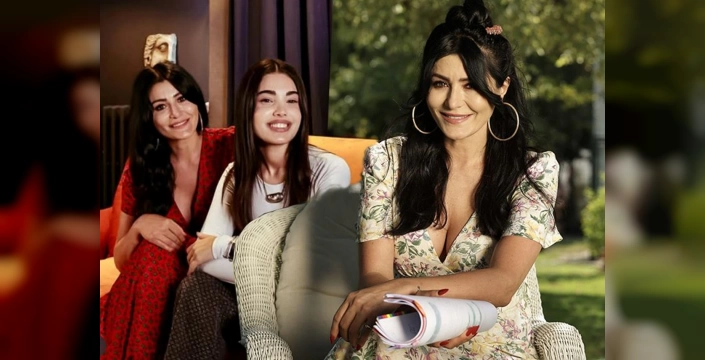 Deniz Çakır, 'Çarpıntı' dizisi setinden poz paylaştı