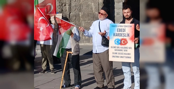Erzurum'da 93. hafta protesto yürüyüşü: 'Canlı yayında soykırım izliyoruz'