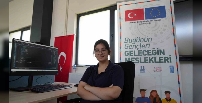 Erzurum'da gençlere dijital beceri eğitimi
