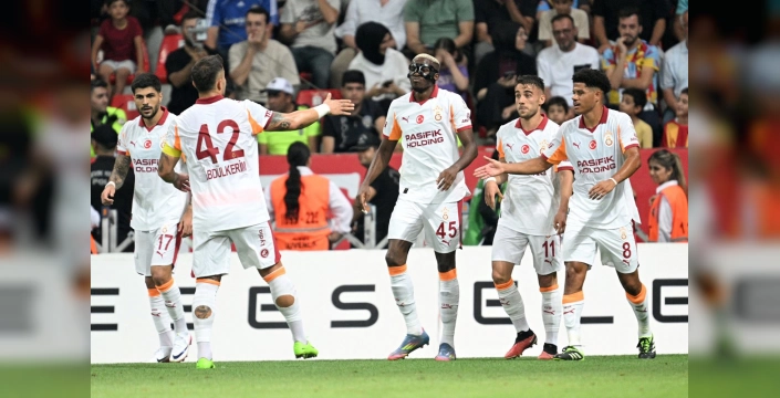 Galatasaray, Kayserispor'u 4-0 yendi: Yazarlar sarı-kırmızılıları övdü