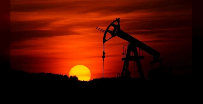 Goldman Sachs: Brent petrolü 2026'da 50 doların altına inecek