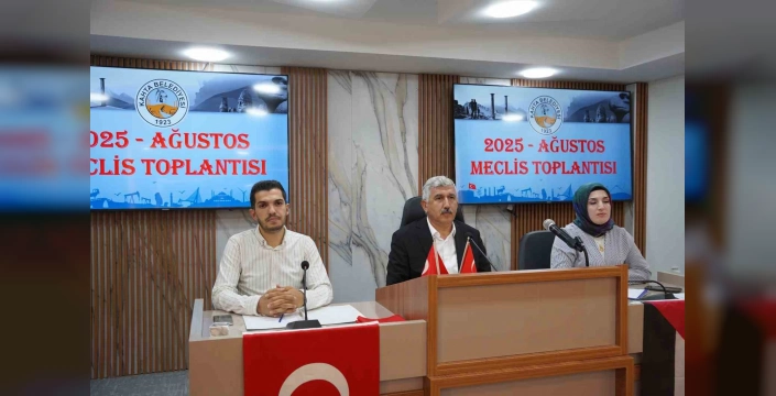 Hallaç'ın açıklamaları: Kahta'da su sorunu, anız yangınları ve uluslararası gelişmeler