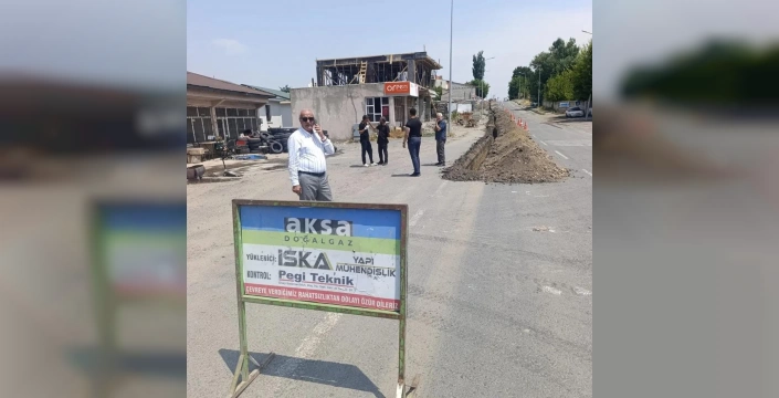 Hamur'da Doğalgaz Altyapı Çalışmaları: Vatandaşlardan Anlayış Bekleniyor