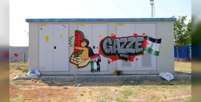 Kahramanmaraş'ta Filistin'e vicdan tuvali: Gri trafolar sanat eserine dönüştü