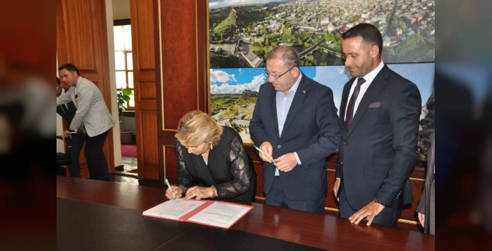 Kars’ta iki derneğe İçişleri Bakanlığı’ndan proje desteği