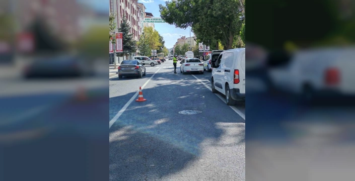 Kars'ta trafik denetimleri sürüyor