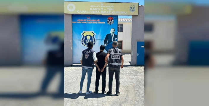 Kars'ta yakalandı: Sahte kimlikle Gürcistan'a kaçmaya çalışan şahıs tutuklandı