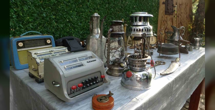 Malatya'da antika tutkunu Mustafa Turhan'ın koleksiyonu: 'Eskiye dokunmak pozitif enerji veriyor'