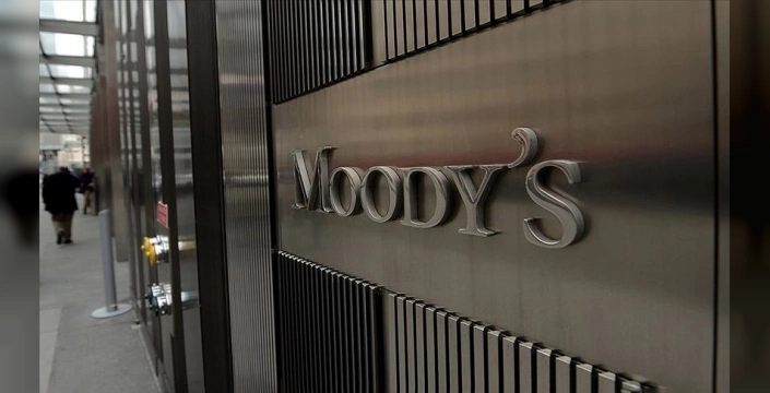 Moody's, Pakistan'ın kredi notunu yükseltti