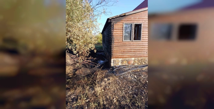Muş'ta yangın: Tarihi Murat Köprüsü kırsalında 30 dönüm kül oldu