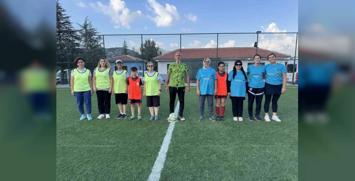 Ormana'da 50 Yaş Üzeri Kadınlar Futbol Turnuvası