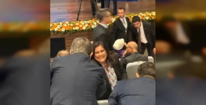 Özlem Çerçioğlu CHP'den istifa etti: AK Parti'ye geçti
