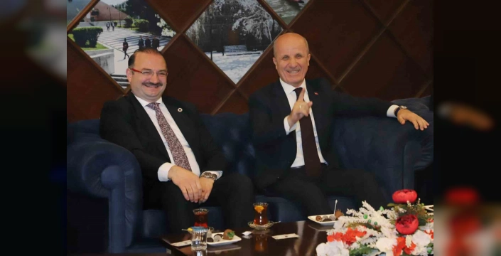 Özvar'ın YÖK Başkanlığına Yeniden Atanması: Erzurum'dan Tebrik Mesajı