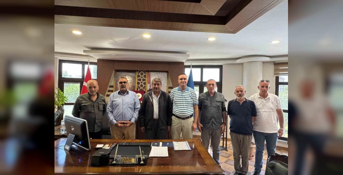 Patnos Belediye Başkanı Taşkın, İzmir Patnoslular Derneği'ni ağırladı