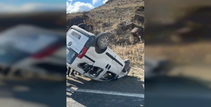 Sarıkamış'ta trafik kazası: 2 yaralı