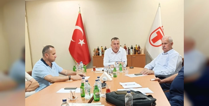TARİŞ'ten Üreticiye Müjde: Üzüm Alım Avansı Yakında Açıklanacak