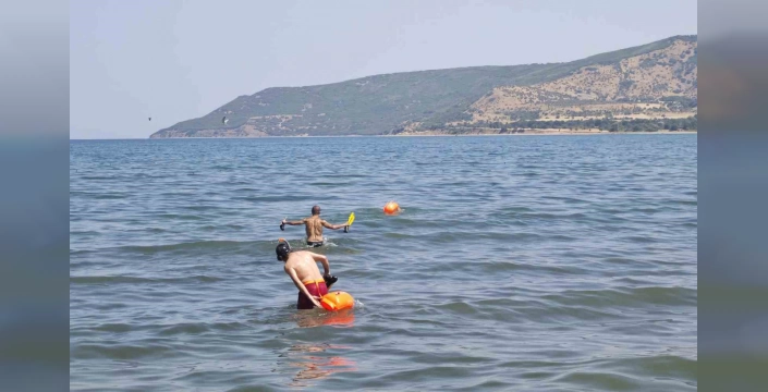Tatvan'da Van Gölü'nde 6 kilometrelik yüzme maratonu