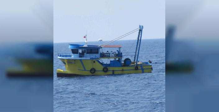 TCG Bozcaada, yardım çağrısına yanıt verdi