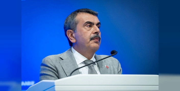 Tekin açıkladı: Okullarda tek tip kıyafet uygulamasına geri dönülüyor
