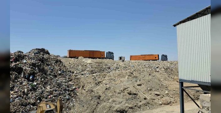 Tire'de Çevre Felaketi: Vahşi Çöp Depolama Tepkilere Neden Oluyor