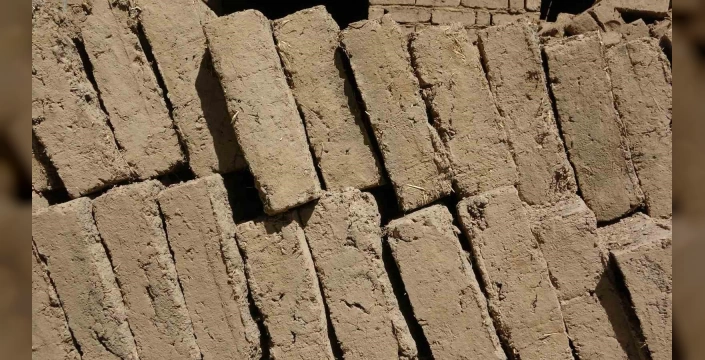 Van'da kerpiç yeniden hayat buluyor