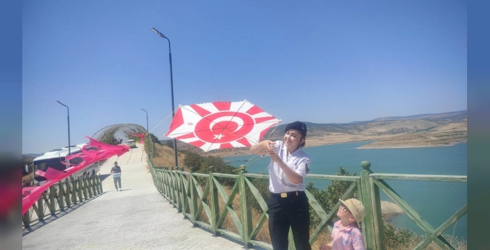 Yozgat'ta şehit ve gazi yakınları için uçurtma şenliği