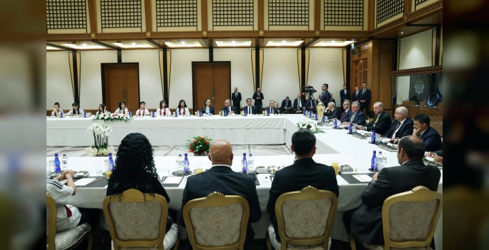 Yüksekovaspor, Cumhurbaşkanı Erdoğan'ı ziyaret etti