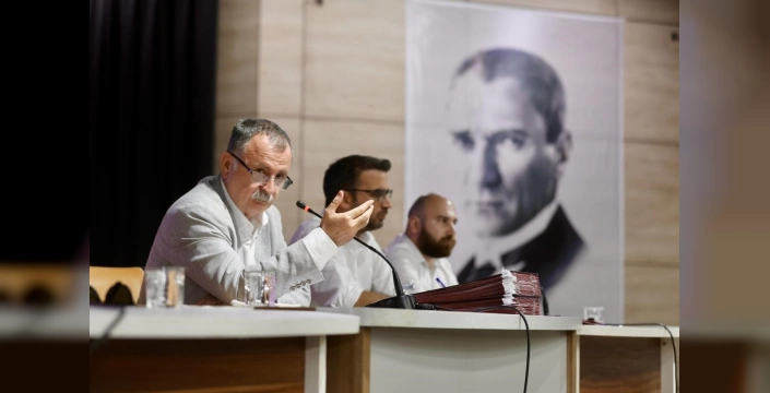 Yunusemre Belediyesi'nde önemli karar: Ferdi Zeyrek Millet Çarşısı takas edilecek