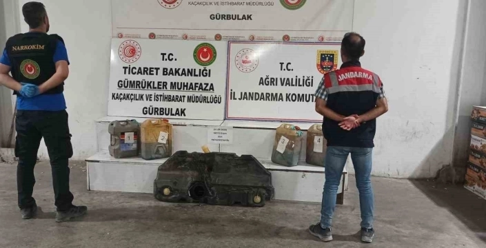 Ağrı'da büyük uyuşturucu operasyonu: 56 kilo metamfetamin ele geçirildi