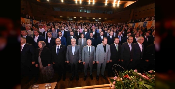 AK Parti Bursa İl Danışma Meclisi: Yeni üye çalışmaları ve CHP eleştirisi