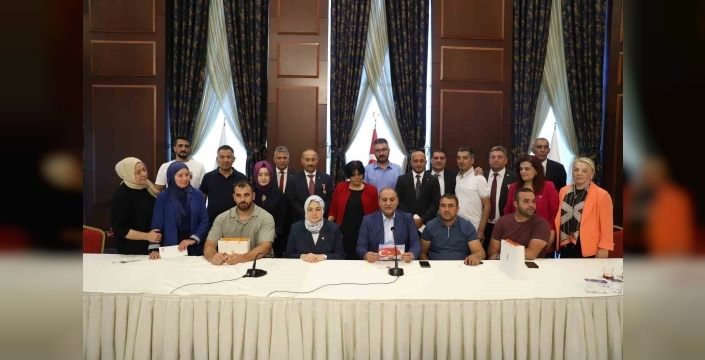 AK Parti Kadın Kolları Başkanı Ercan, gazilerle bir araya geldi