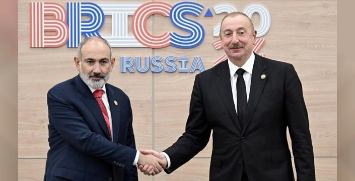 Azerbaycan, Ermenistan Başbakanı'nın uçuşuna izin verdi