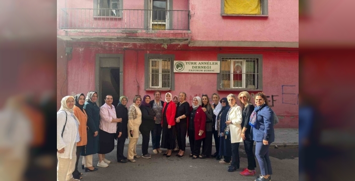 Azime Çiftçi, Türk Anneler Derneği Erzurum Şubesini ziyaret etti